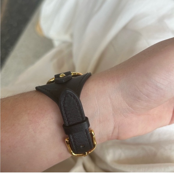 Hermes black cuff bracelet with gold horse bit detailing - Picture 4 of 6